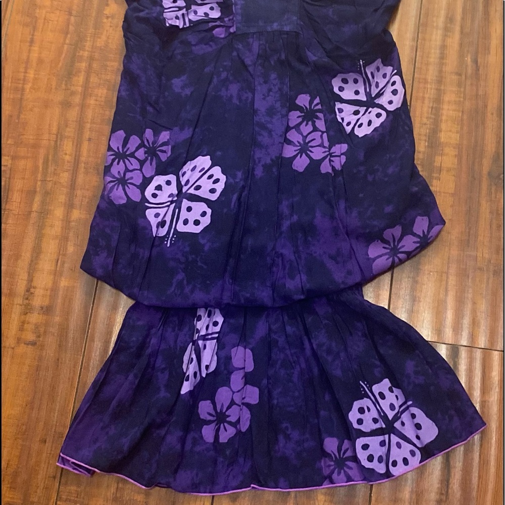 Hawaiian long dress. One size fits all❤️❤️Sold sold❤️❤️